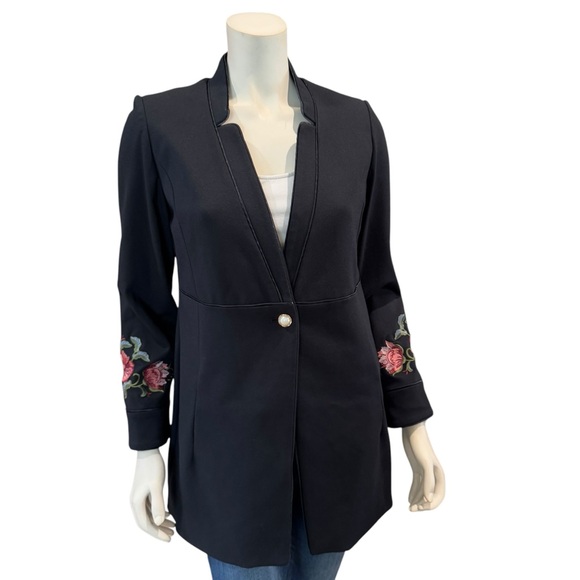 Chico’s Floral Embroidered Tuxedo Blazer - Picture 1 of 8